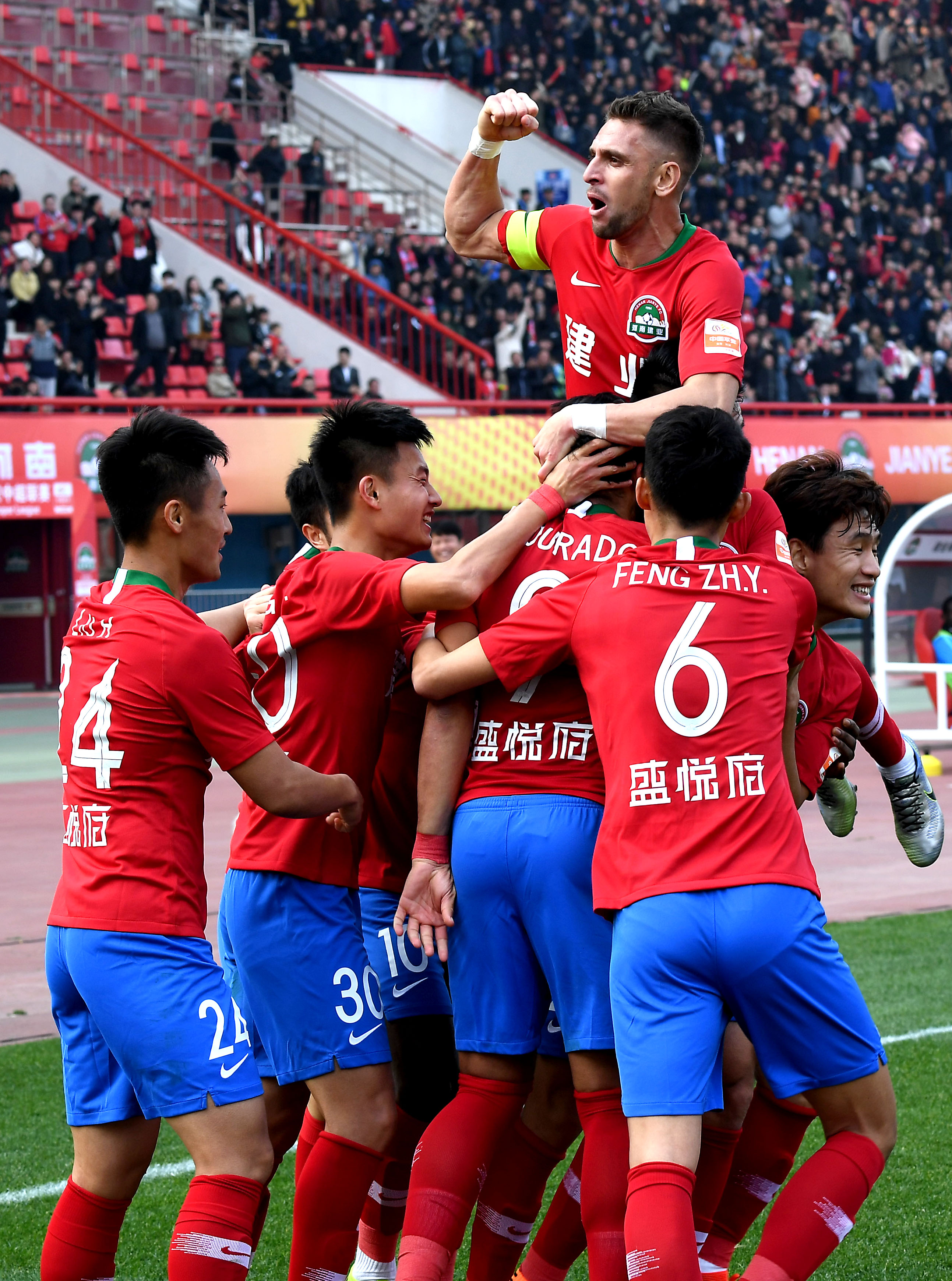 维尔茨5战造4球，9500万神锋传射！4-1横扫弱旅，利物浦终结3连平