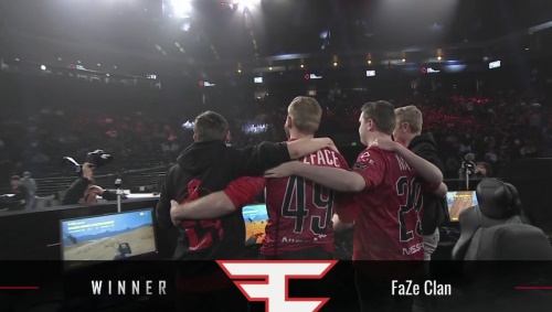 2胜1负在德国杯的第一天。理性分析，你对 JD Gaming 的首秀表现怎么看？